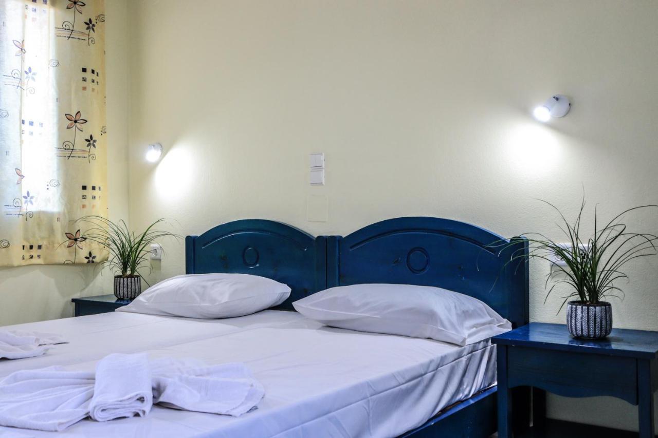 Blue Sky Hotel Apts Gouves Eksteriør billede